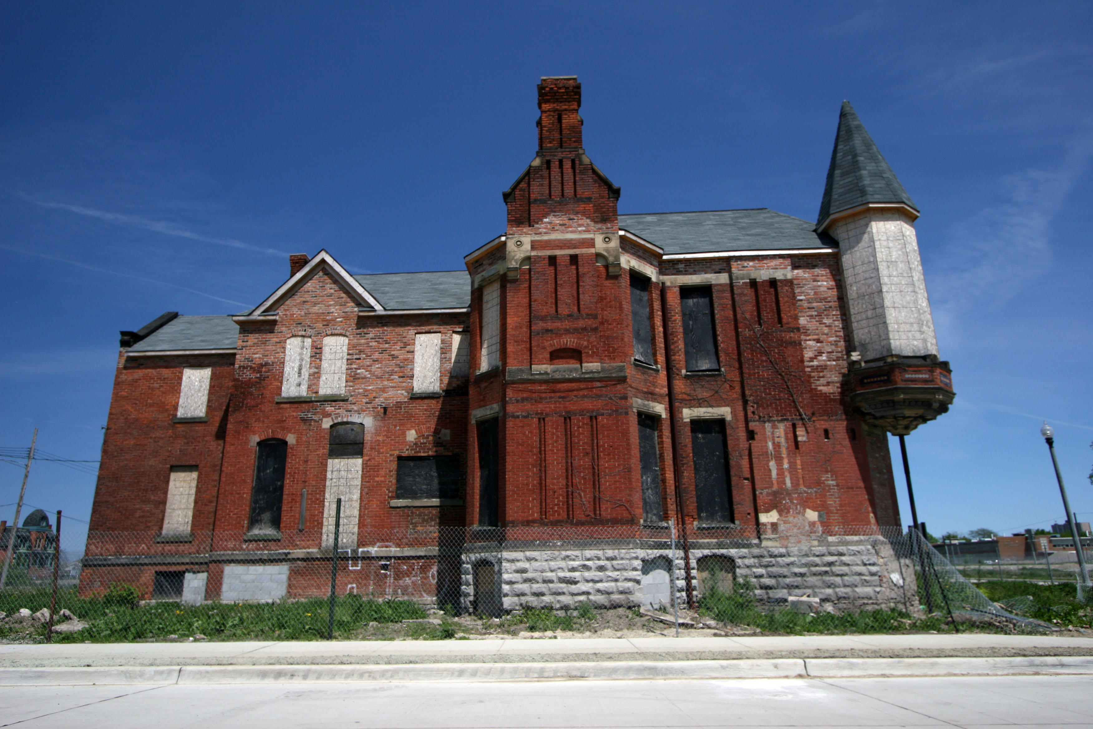 Brush Park fue uno de los mejores barrios de Detroit. Ahora sus casas están tapiadas. / Stephen Harlan / FLICKR